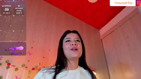 Sofi Blossom  online show from 03.08.26