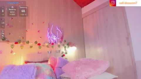 Sofi Blossom  online show from 04.25.26