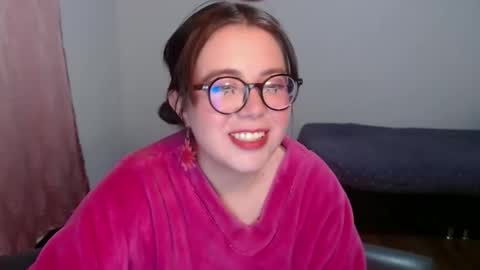 Snapshot of sofi_lynch chatting on 12.05.25 Sofi Lynch online show from 12.05.25