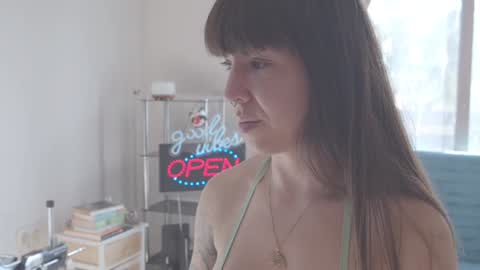 Sofi Mora online show from 12.14.24