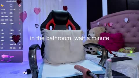 Snapshot of sofi_ruiz_ chatting on 02.17.26 Sofia online show from 02.17.26