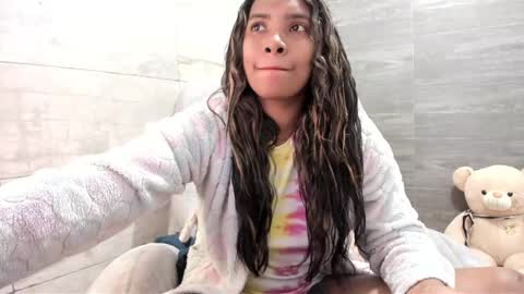 Snapshot of sofia86379 chatting on 02.16.25 sofia86379 online show from 02.16.25