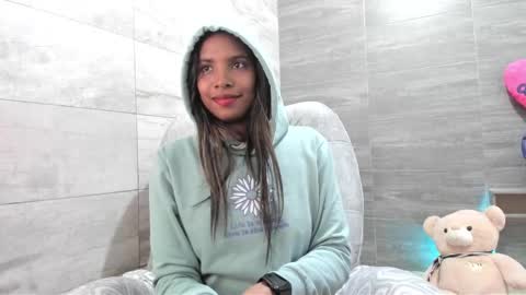 Snapshot of sofia86379 chatting on 02.24.25 sofia86379 online show from 02.24.25