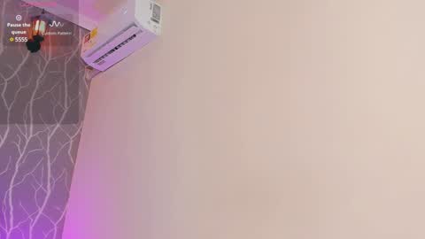 Snapshot of sofia_cleyton1 chatting on 01.31.25 online show from 01.31.25