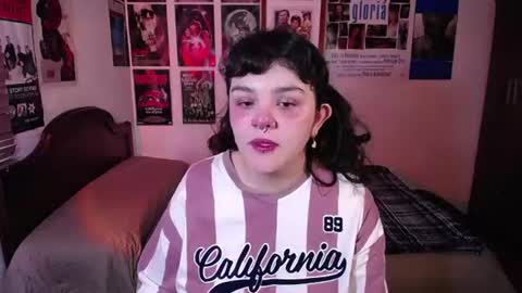 Snapshot of sofia_coolle chatting on 07.26.26 Sofi online show from 07.26.26