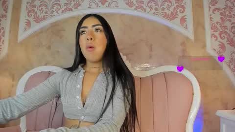 Sofia fantasyy  Online 0700 to 1400 gmt-5 online show from 09.20.25