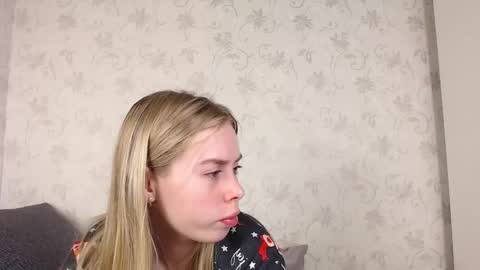 Sofia here online show from 02.21.26