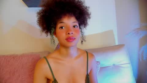 S O F I A  online show from 04.21.26