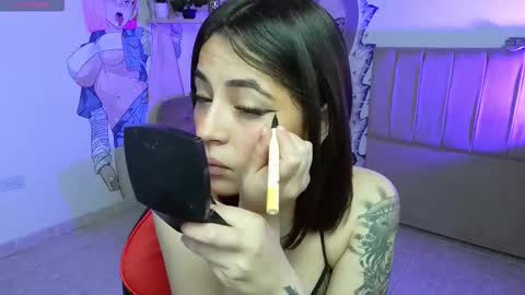 Snapshot of sofia_lara28 chatting on 11.26.25 sofia_lara28 online show from 11.26.25