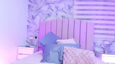 Sofia online show from 11.26.25