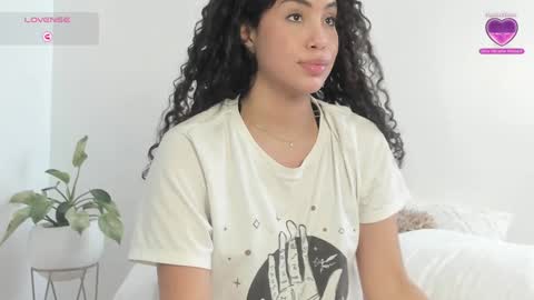 Snapshot of sofia_mendez01 chatting on 01.23.25 SofiONLYFANS sofia storm online show from 01.23.25