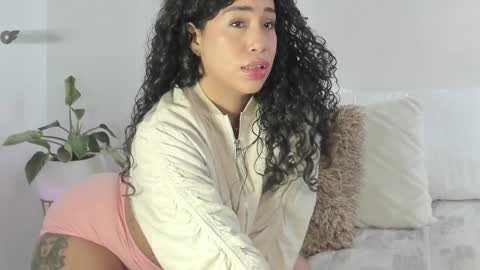 Snapshot of sofia_mendez01 chatting on 01.24.25 SofiONLYFANS sofia storm online show from 01.24.25