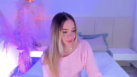 SOFIA PAMELA online show from 03.07.25