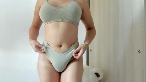 sofia_rivers_ online show from 04.12.26