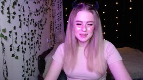sofia_rosemary online show from 03.11.25
