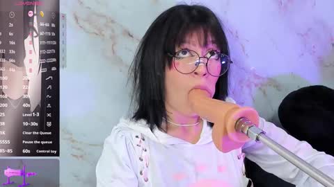 Snapshot of sofia_shadow1 chatting on 03.26.26 sofi 3 online show from 03.26.26