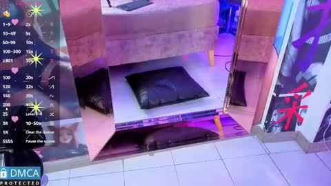 Sofia Sstone online show from 11.03.25