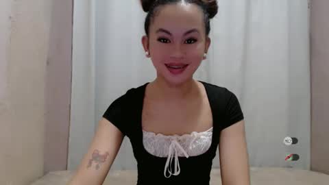 sofia_sweetheart18 online show from 05.13.26