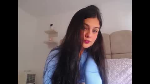 sofiabanks_ online show from 04.12.26
