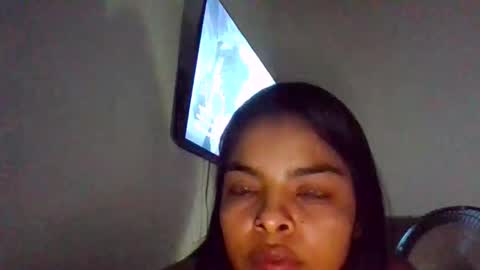 Danna Sofia online show from 12.22.25