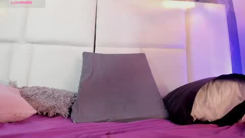 Sofia online show from 07.20.26