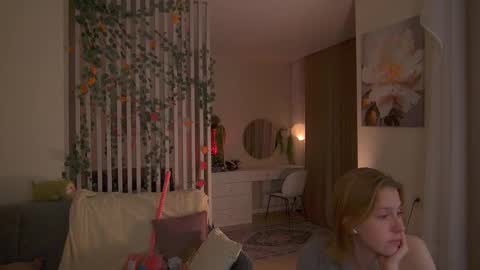 Snapshot of sofiapure18 chatting on 12.17.25 Sofia Help me overcome shynes with 100 thumbs up online show from 12.17.25