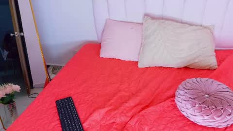 Sofia Stanley online show from 06.11.26