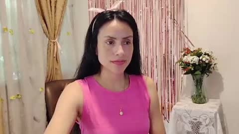 Sofi Bella online show from 09.08.25