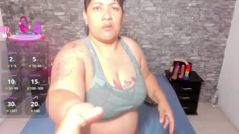 Vicky  online show from 02.27.25