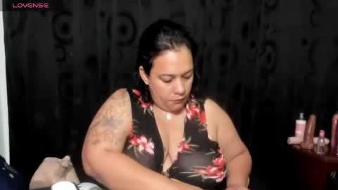Vicky  online show from 04.29.26