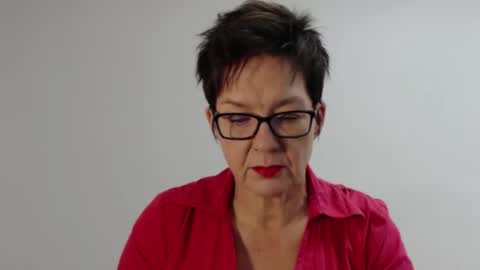 Sofie Velvet online show from 09.13.25