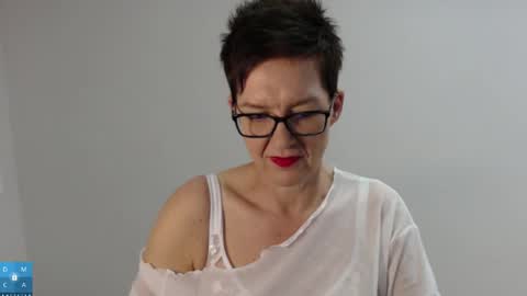 Sofie Velvet online show from 11.21.25