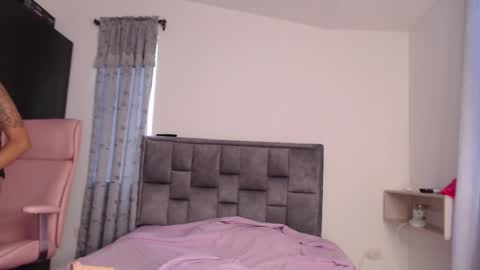 Snapshot of sofierosse_ chatting on 02.24.25 Sofie Rosee online show from 02.24.25