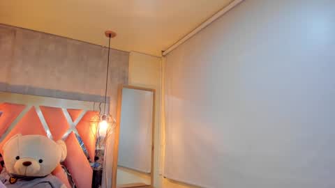 Snapshot of sofii_miller_ chatting on 01.25.25 online show from 01.25.25