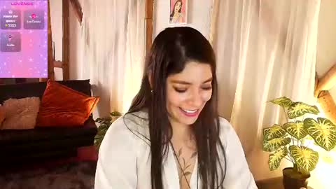 Snapshot of sofiia_diaz_ chatting on 07.23.26 Sofi online show from 07.23.26
