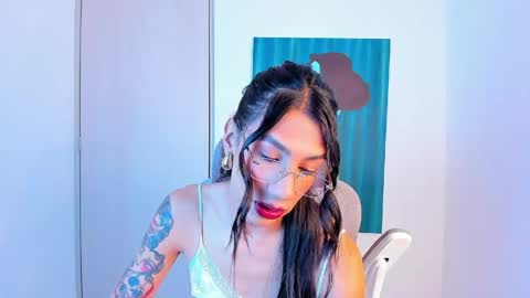 Sofi online show from 04.05.26