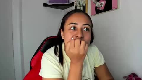 sofiia rodriguez online show from 12.03.25