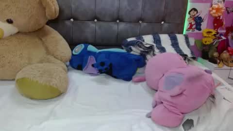 Snapshot of sofiiadreams chatting on 09.10.25 sofia Dreams online show from 09.10.25