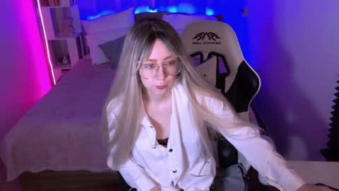 Sofia online show from 11.04.25