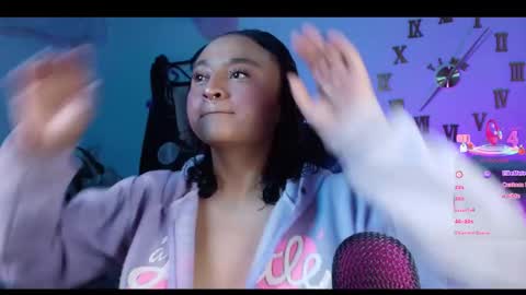 Snapshot of sofitabares_ chatting on 12.21.25 Demi Sofia online show from 12.21.25