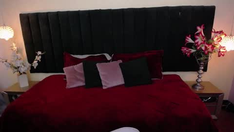 Cam and Amy online show from 11.13.25