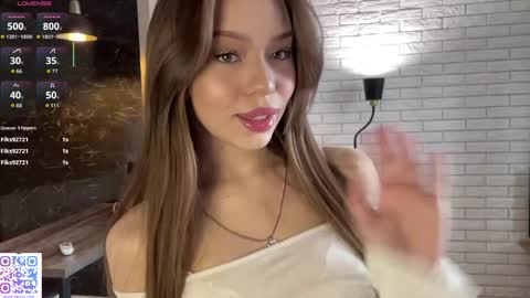 Snapshot of soft_caprice chatting on 05.25.26 soft_caprice online show from 05.25.26
