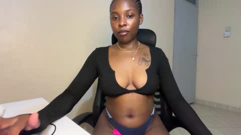Snapshot of soft_nicole chatting on 06.26.26 soft_nicole online show from 06.26.26