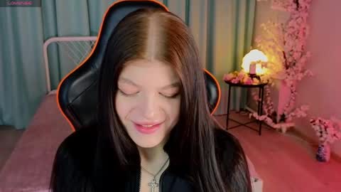 Snapshot of softeach chatting on 04.12.26 Jenny online show from 04.12.26