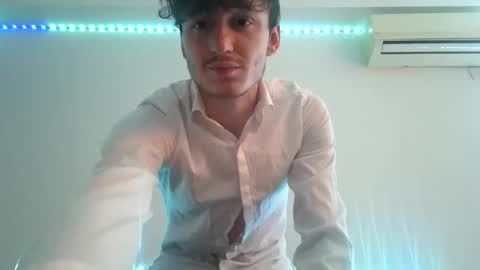 Snapshot of softedgeboy chatting on 11.28.25 Nero Radian online show from 11.28.25