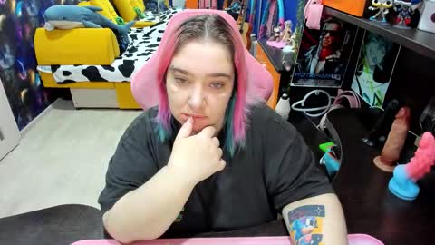 Sofie online show from 11.25.25