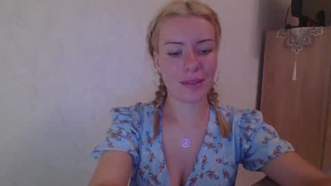 softy_aura online show from 08.06.26