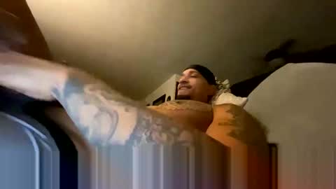 Snapshot of soharddr chatting on 01.04.25 soharddr online show from 01.04.25