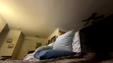 Snapshot of soharddr chatting on 10.08.25 soharddr online show from 10.08.25