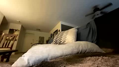 Snapshot of soharddr chatting on 10.18.25 soharddr online show from 10.18.25